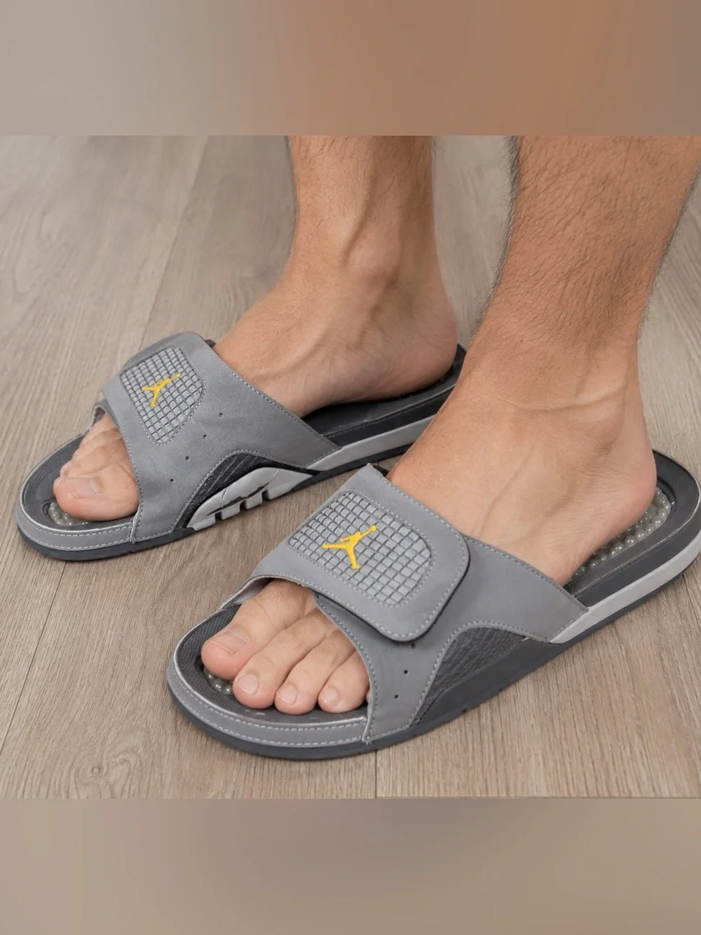 Jordan Hydro 4 Retro Cool Grey Slides Sandals Yellow Jumpman Men’s 8